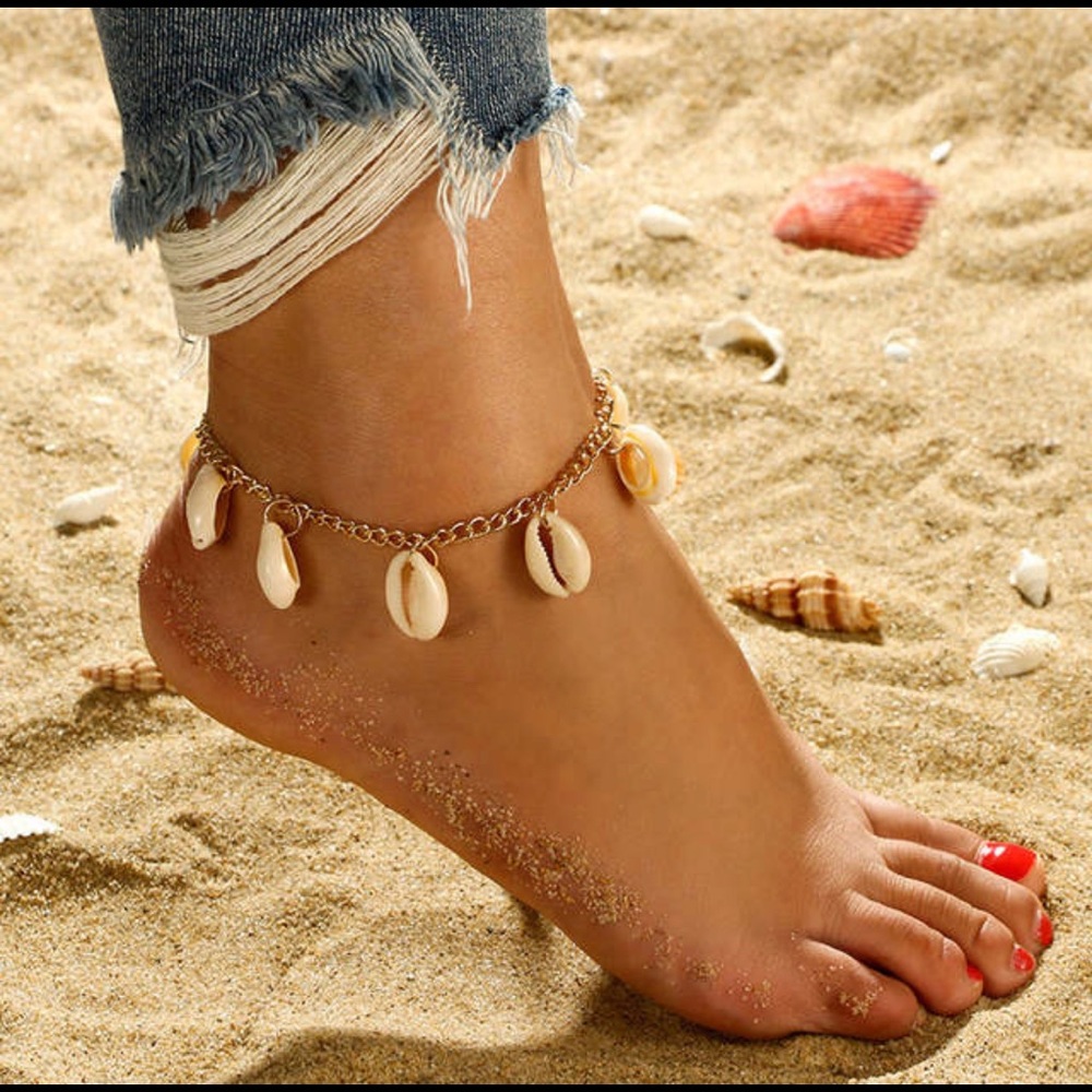 Cowrie Shell anklet